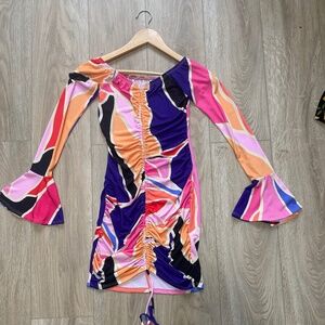 70s Style Flared Sleeve Pattern dress